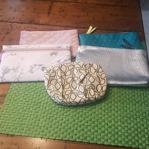 4 New Ipsy Bags with Bonus cute new Origins Bag